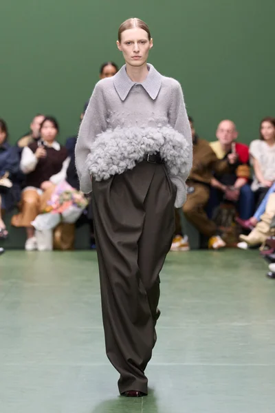 Look 40